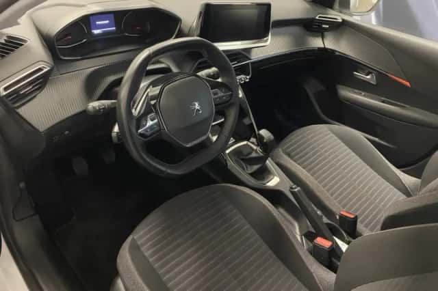 Peugeot 208 (2021) thumbnail 5