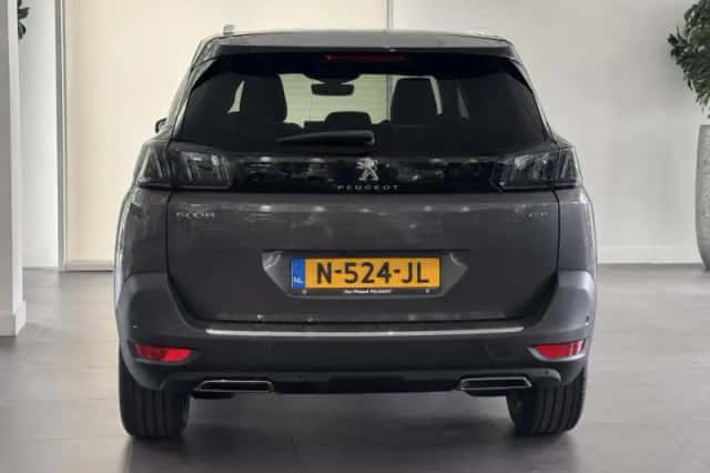 Peugeot 5008 (2021) thumbnail 5