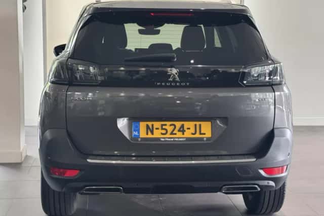 Peugeot 5008 (2021) thumbnail 5