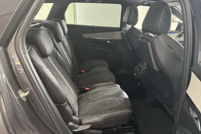 Peugeot 5008 (2021) thumbnail 8