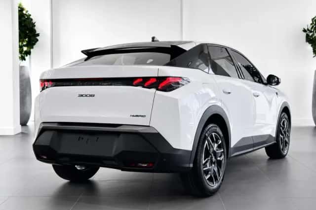 Peugeot 3008 (2025) thumbnail 4