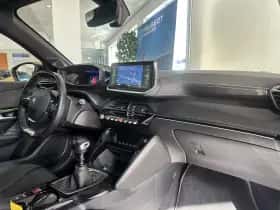 Peugeot 208 (2021) thumbnail 11