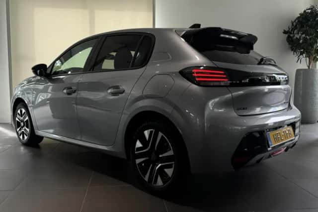 Peugeot 208 (2025) thumbnail 6