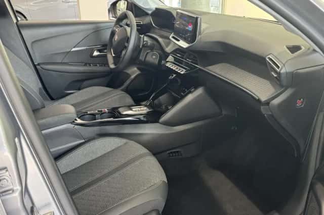 Peugeot 208 (2025) thumbnail 7