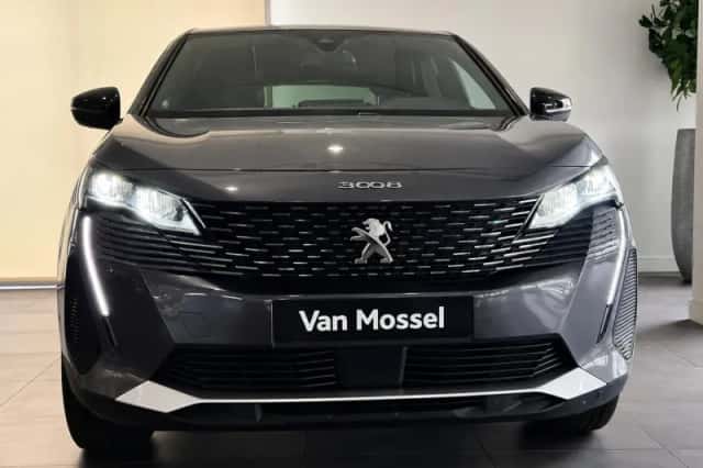 Peugeot 3008 (2023) thumbnail 3