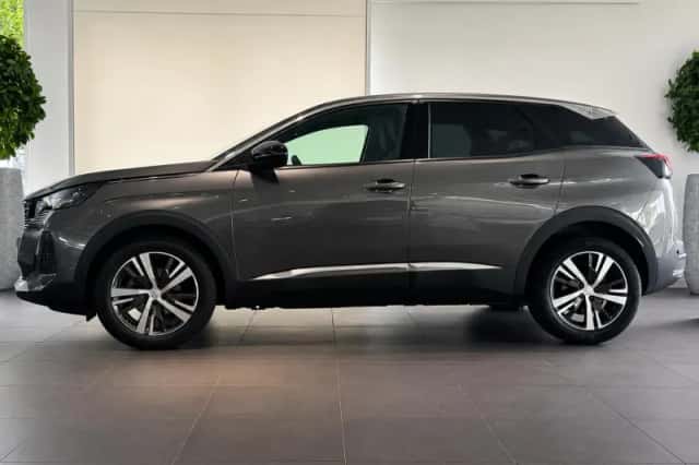 Peugeot 3008 (2023) thumbnail 5