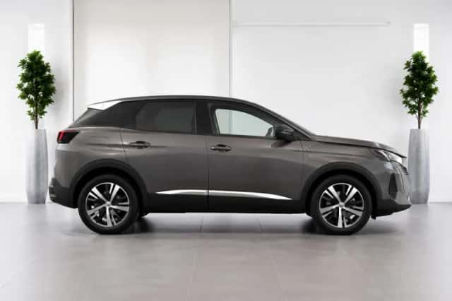 Peugeot 3008 (2023) thumbnail 6