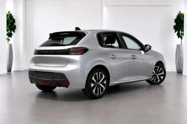 Peugeot 208 (2025) thumbnail 5