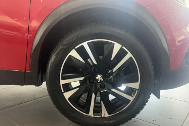 Peugeot 2008 (2021) thumbnail 6