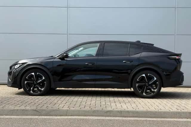 Peugeot 408 (2025) thumbnail 2
