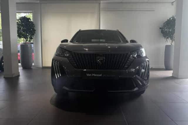 Peugeot e-2008 (2025) thumbnail 2