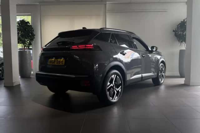 Peugeot e-2008 (2025) thumbnail 6