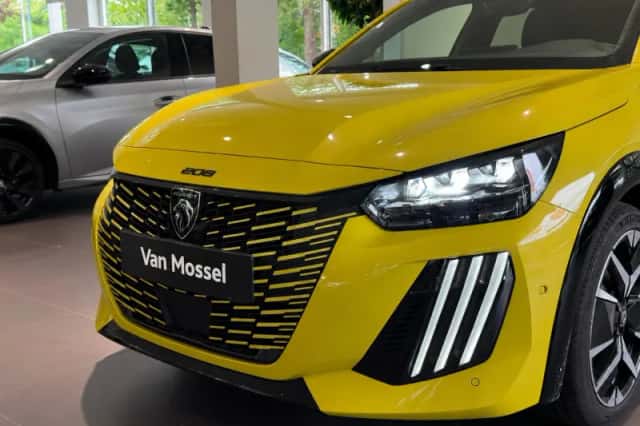 Peugeot e-208 (2024) thumbnail 6