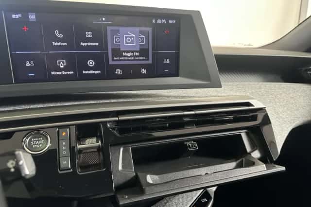 Peugeot 5008 (2025) thumbnail 18