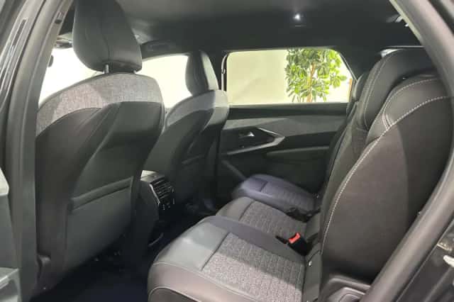 Peugeot 5008 (2025) thumbnail 9