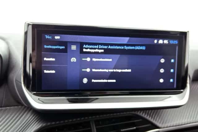 Peugeot 208 (2025) thumbnail 11
