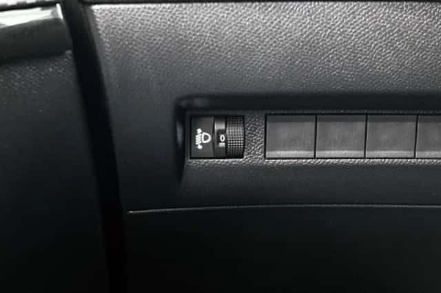 Peugeot 208 (2025) thumbnail 15