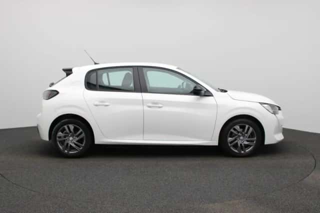 Peugeot 208 (2022) thumbnail 6