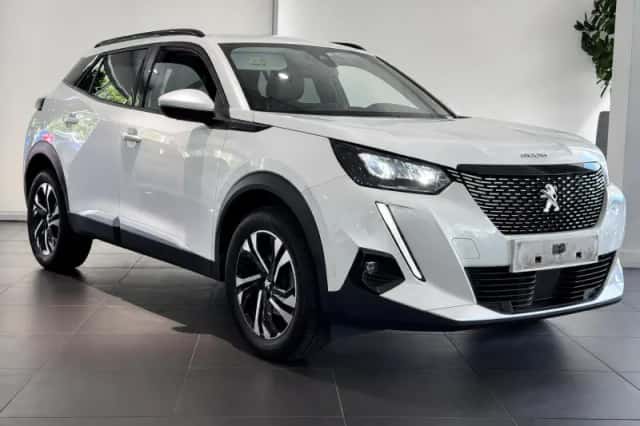 Peugeot 2008 (2021) thumbnail 3