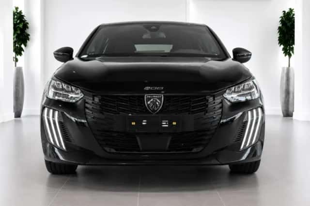 Peugeot 208 (2025) thumbnail 2