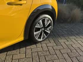 Peugeot 208 (2022) thumbnail 11