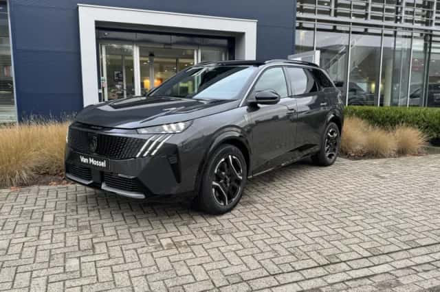 Peugeot E-5008 (2025) thumbnail 2