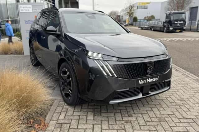 Peugeot E-5008 (2025) thumbnail 5