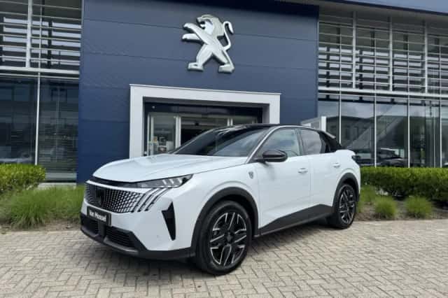 Peugeot 3008 (2025) thumbnail 1