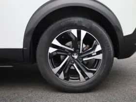 Peugeot e-2008 (2020) thumbnail 13