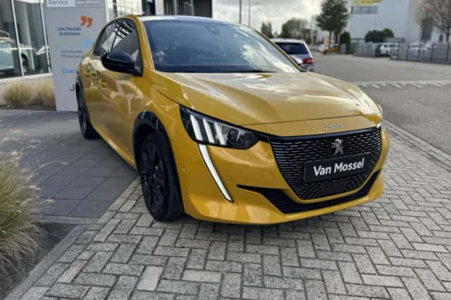 Peugeot 208 (2021) thumbnail 6