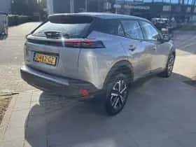 Peugeot 2008 (2024) thumbnail 5