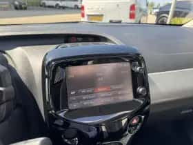 Peugeot 108 (2018) thumbnail 22