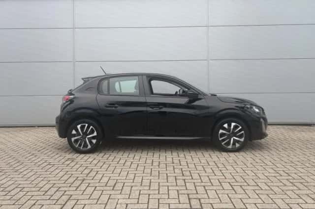 Peugeot 208 (2025) thumbnail 6