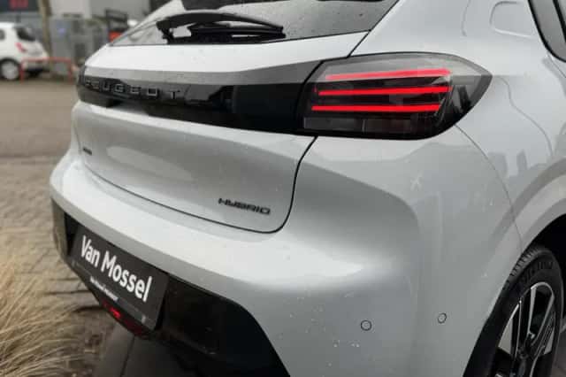 Peugeot 208 (2025) thumbnail 5