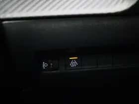 Peugeot 208 (2022) thumbnail 24