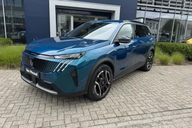 Peugeot 5008 (2025) thumbnail 3