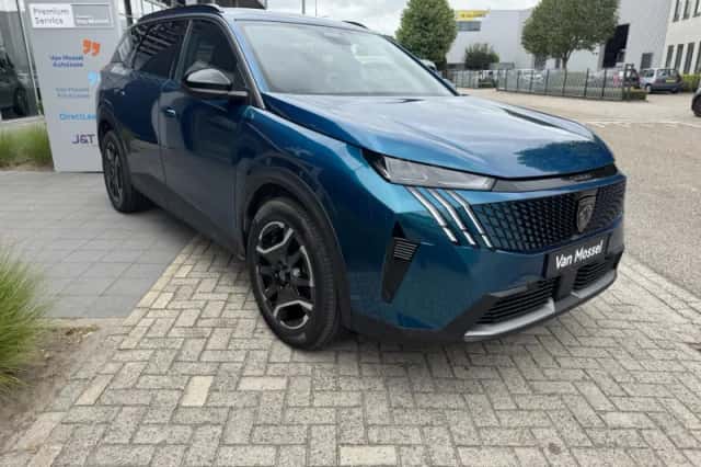 Peugeot 5008 (2025) thumbnail 6