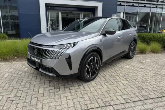 Peugeot e-3008 (2025) thumbnail 3