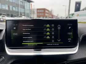 Peugeot 208 (2021) thumbnail 22