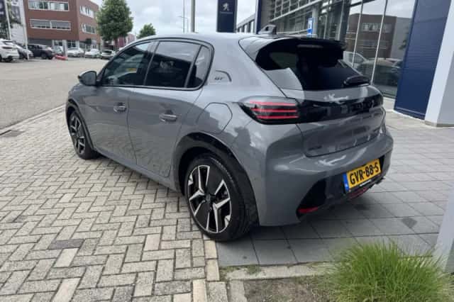 Peugeot 208 (2024) thumbnail 4