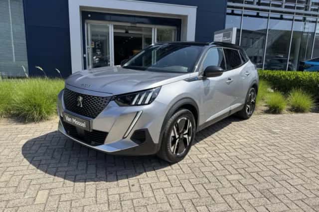 Peugeot e-2008 (2023) thumbnail 3