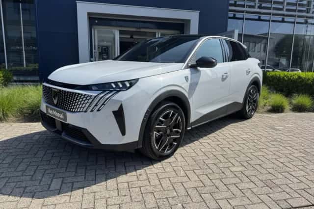 Peugeot 3008 (2025) thumbnail 3