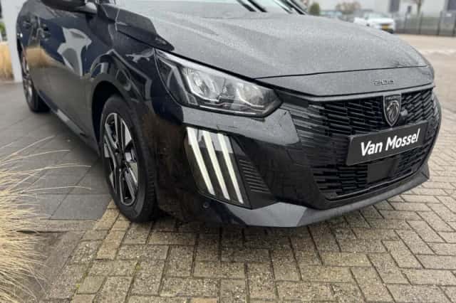 Peugeot 208 (2025) thumbnail 6