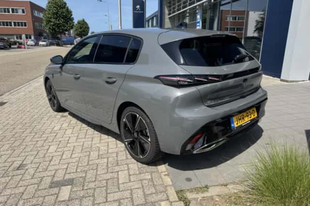 Peugeot e-308 (2025) thumbnail 4