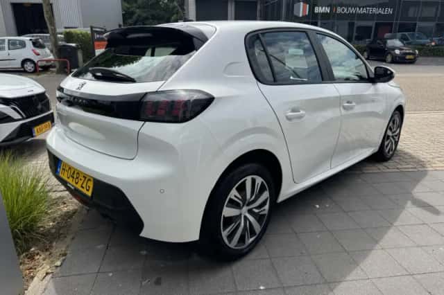 Peugeot 208 (2020) thumbnail 5