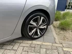 Peugeot 308 (2023) thumbnail 11