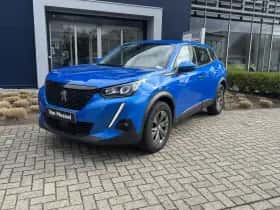 Peugeot 2008 (2021) thumbnail 3