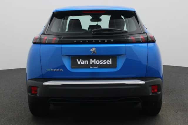 Peugeot e-2008 (2022) thumbnail 6