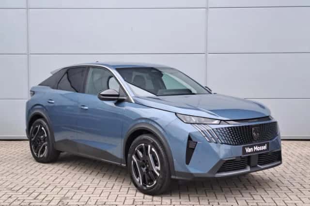 Peugeot e-3008 (2024) thumbnail 3