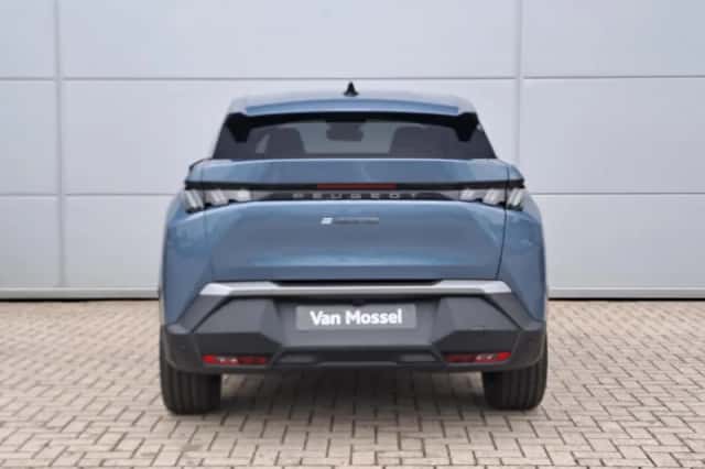 Peugeot e-3008 (2024) thumbnail 5